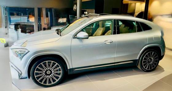 MERCEDES-BENZ GLA 200 1.3 MHEV AMG LINE 7G-DCT
